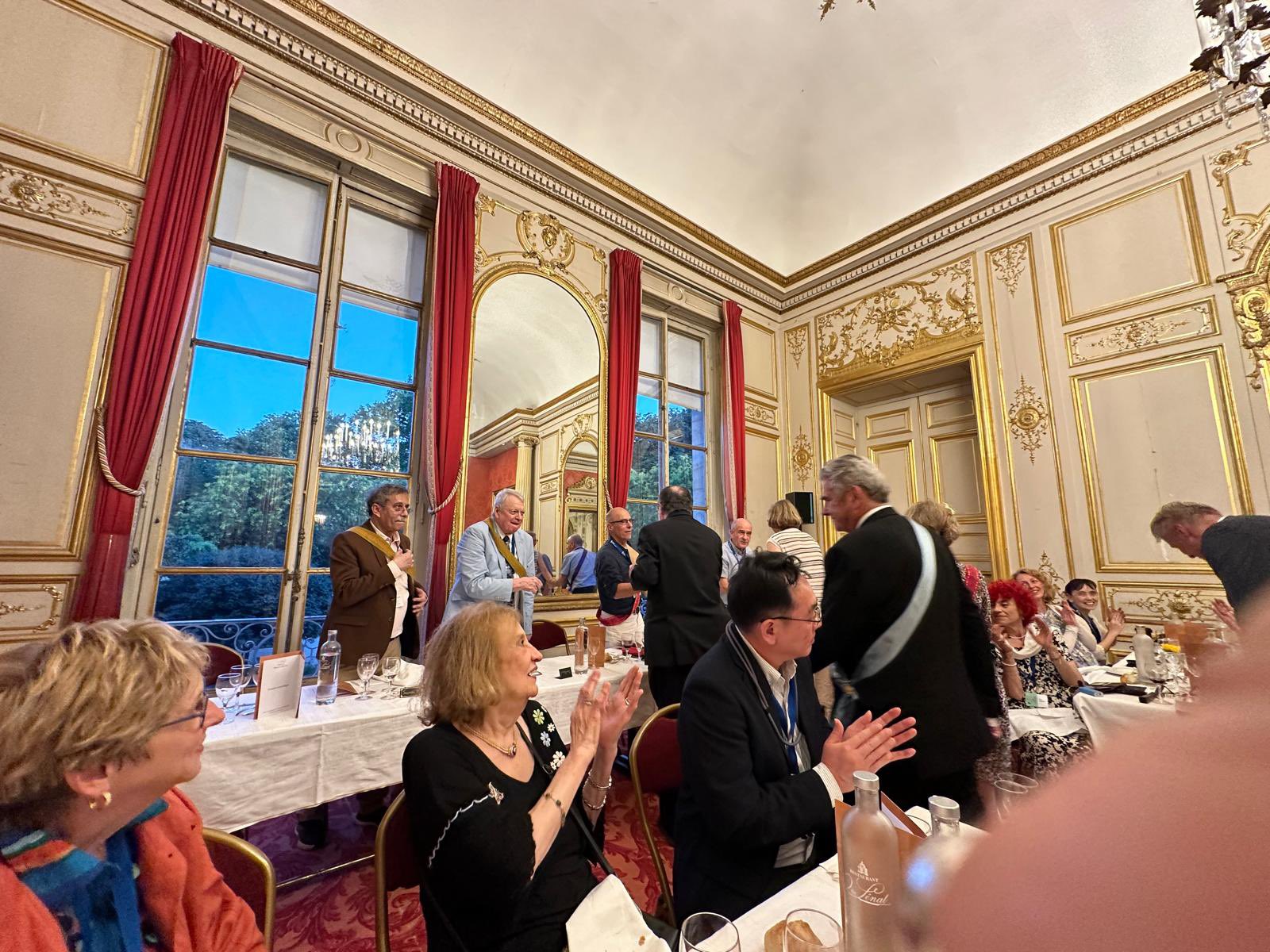 Piecuch recieving his award in the French Sentate