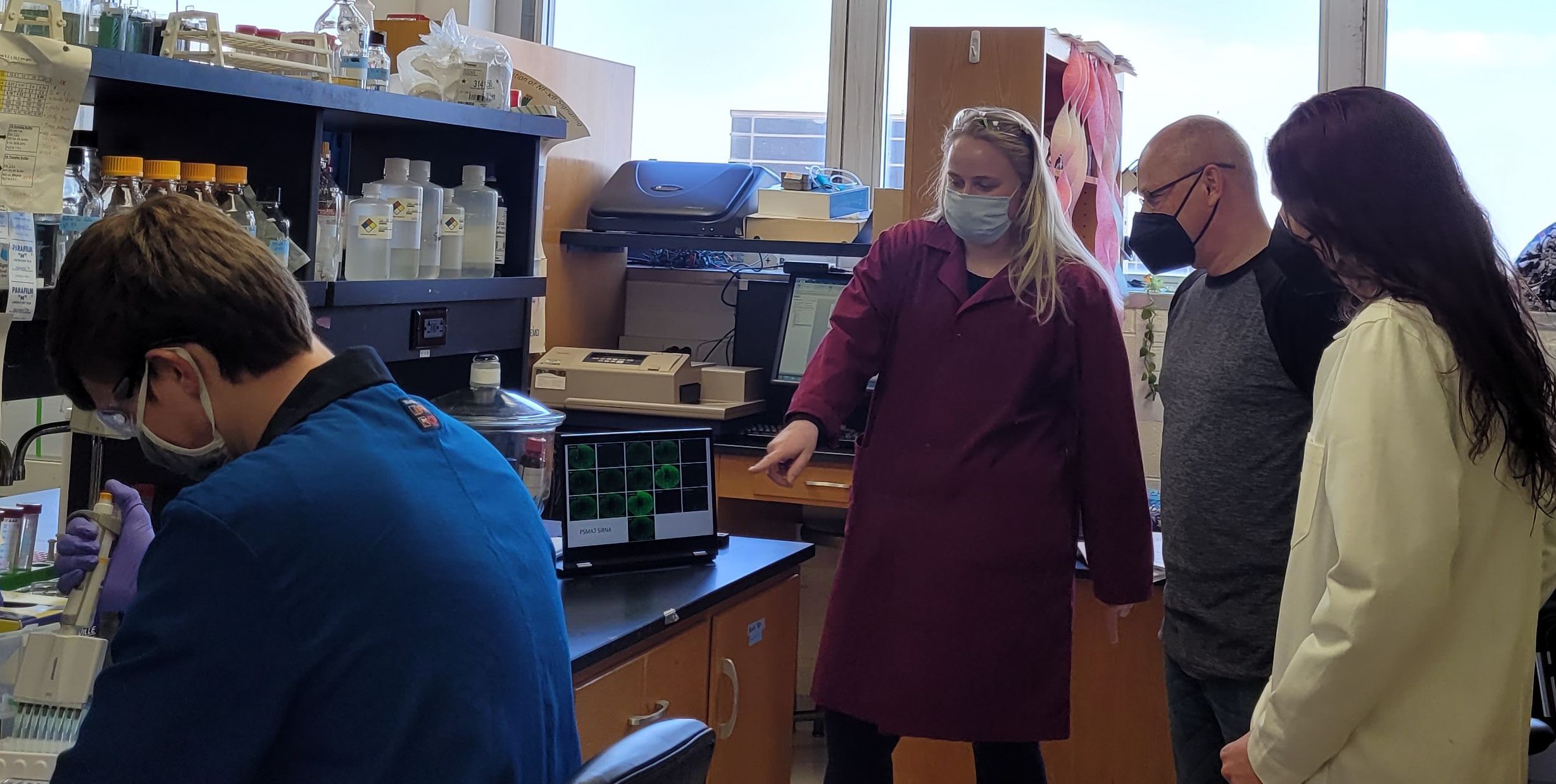 (l to r): Taylor Fiolek, Sophia Staerz, Prof. Tepe, and Allison Vanecek